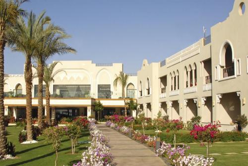 2 фото отеля Sunrise Select Arabian Beach Resort 5* 