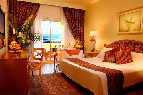 20 фото отеля Tia Heights Makadi Bay Lagoon Hotel & Resort 5* 