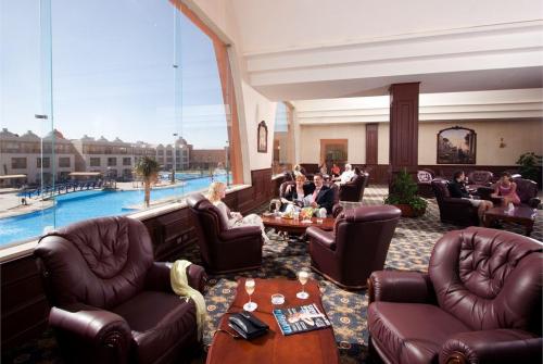 14 фото отеля Titanic Palace Spa & Aquapark 5* 