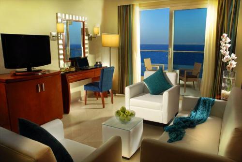 9 фото отеля Xperince Sea Breeze Resort 5* 