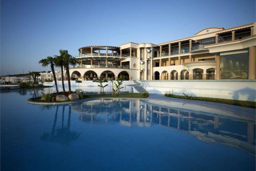 1 фото отеля Atrium Prestige Spa Resort & Villas 5* 