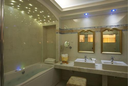 96 фото отеля Atrium Prestige Spa Resort & Villas 5* 