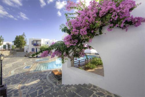 13 фото отеля Creta Maris Beach Resort 5* 
