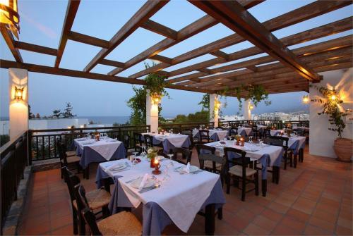 16 фото отеля Creta Maris Beach Resort 5* 