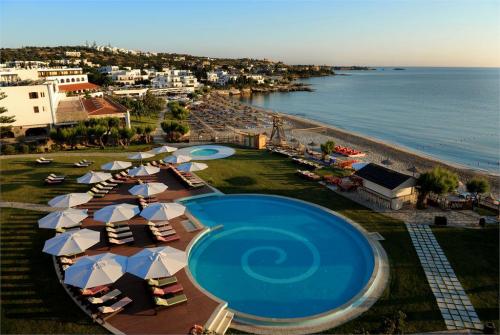 2 фото отеля Creta Maris Beach Resort 5* 