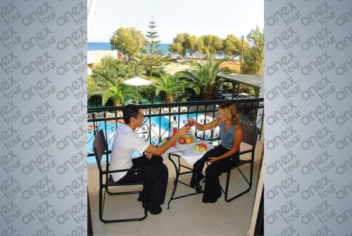 2 фото отеля Creta Residence 3* 