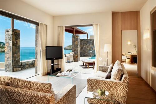 40 фото отеля Daios Cove Luxury Resort & Villas 5* 