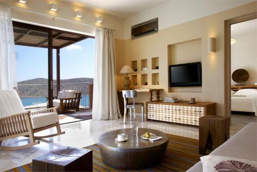 7 фото отеля Domes Of Elounda All Suites & Villas Beach Resort 5* 