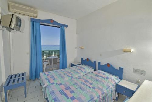 12 фото отеля Flisvos Beach Rethymno 2* 