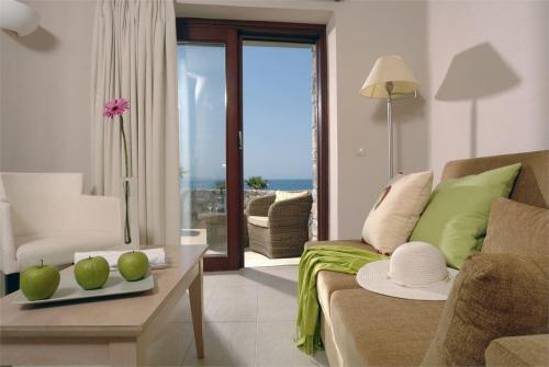 7 фото отеля Ikaros Beach Luxury Resort & Spa 5* 