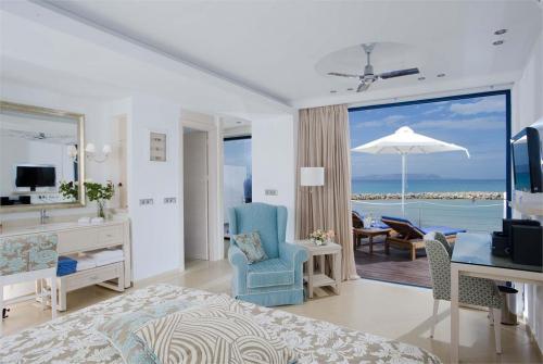 22 фото отеля Knossos Beach Bungalows & Suites 4* 