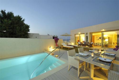 26 фото отеля Knossos Beach Bungalows & Suites 4* 