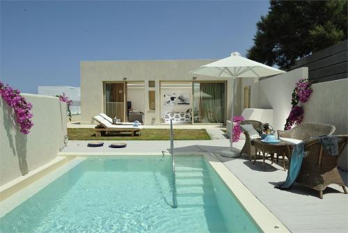 33 фото отеля Knossos Beach Bungalows & Suites 4* 