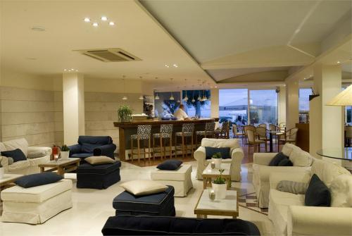 75 фото отеля Knossos Beach Bungalows & Suites 4* 