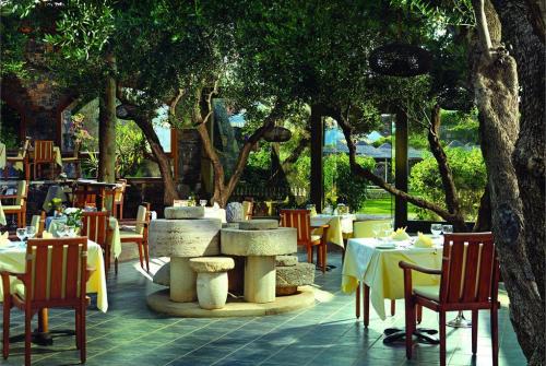 19 фото отеля Porto Elounda Golf & Spa Resort 5* 