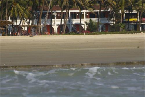 2 фото отеля Lounguinhos Beach Resort 3* 
