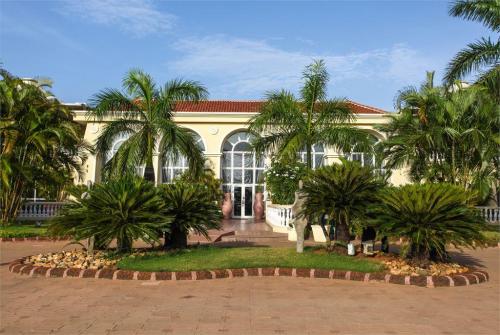 3 фото отеля The Zuri Whitesands Goa Resorts & Casino 5* 