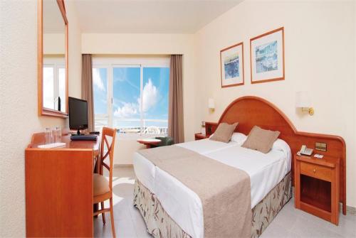 4 фото отеля Bahia Principe Coral Playa 4* 