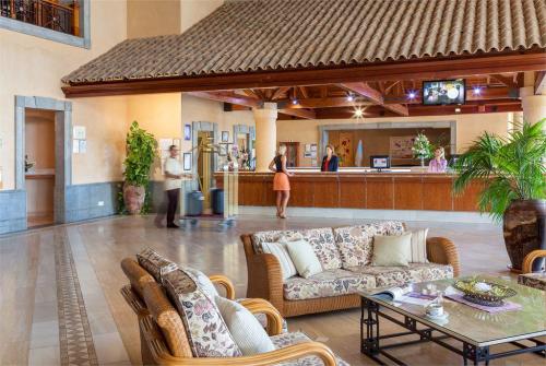 25 фото отеля Costa Adeje Gran Hotel 5* 