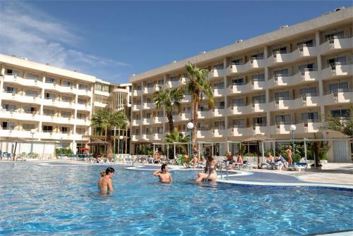 3 фото отеля H10 Cambrils Playa 4* 