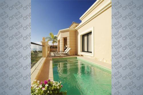 9 фото отеля Royal Garden Villas 5* 