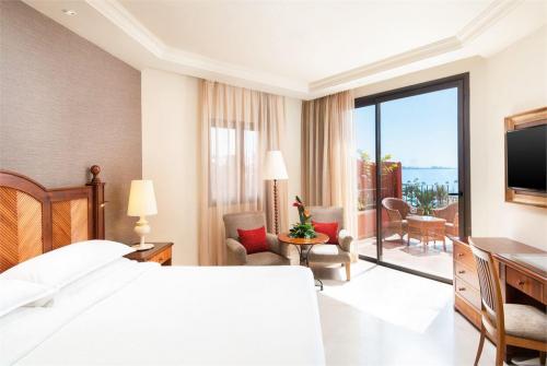 19 фото отеля Sheraton La Caleta Resort & Spa 5* 