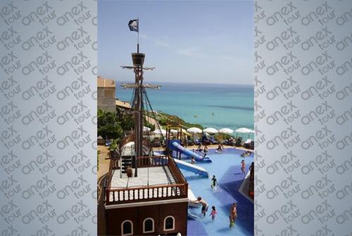 7 фото отеля Viva Cala Mesquida Resort 4* 