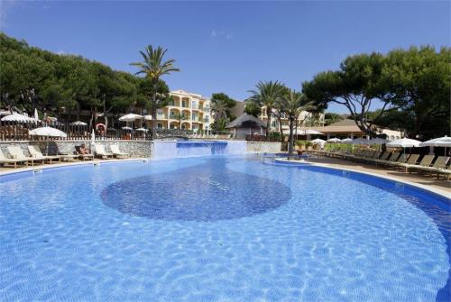 8 фото отеля Viva Cala Mesquida Resort 4* 