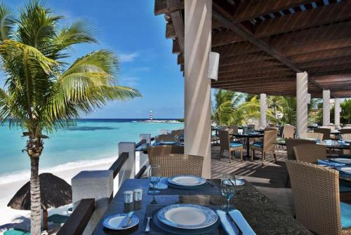 5 фото отеля Fiesta Americana Grand Coral Beach Cancun 5* 