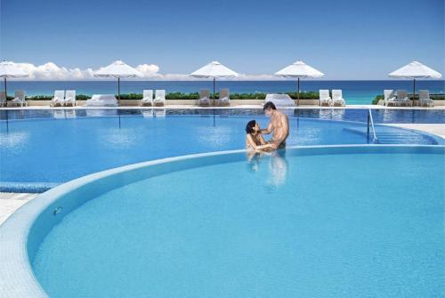 28 фото отеля Live Aqua Cancun 5* 