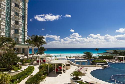 5 фото отеля Sandos Cancun Luxury Expirience Resort 5* 
