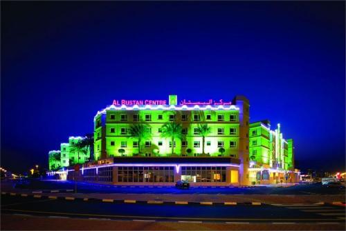 1 фото отеля Al Bustan Center & Residence Al Nahda апарт 