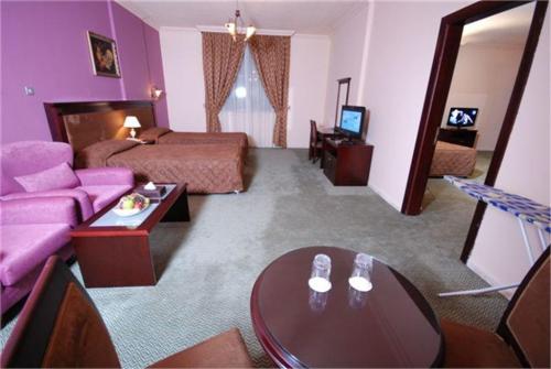 8 фото отеля Al Bustan Hotel Sharjah 4* 