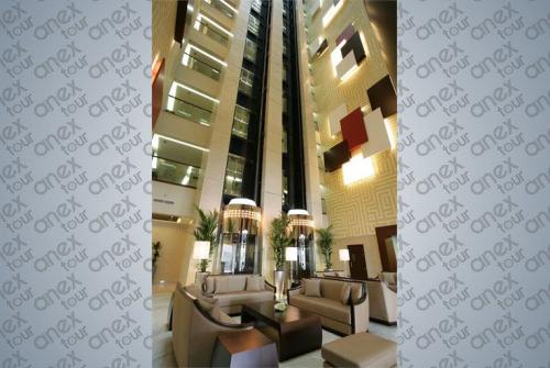 2 фото отеля Auris Plaza Hotel Al Barsha 5* 