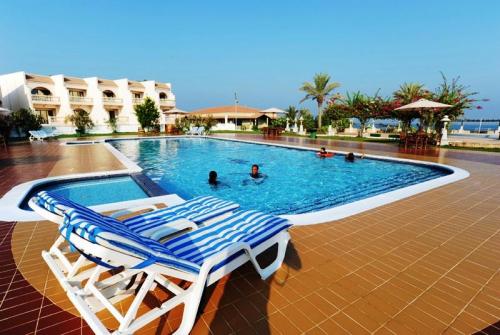 23 фото отеля Barracuda Beach Resort Umm Al Quwain 3* 