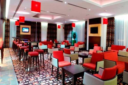 5 фото отеля City Max Hotel Al Barsha 3* 