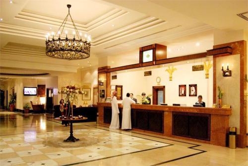 9 фото отеля Grand Excelsior Hotel Sharjah 4* 