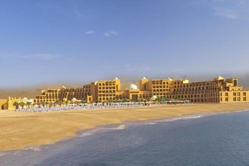 2 фото отеля Hilton Ras Al Khaimah Resort & Spa 5* 