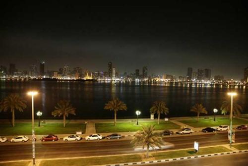 3 фото отеля Hilton Sharjah 5* 