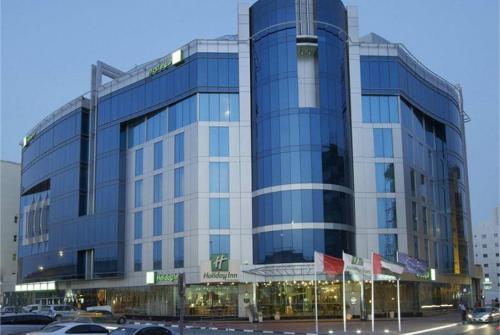 1 фото отеля Holiday Inn Dubai Al Barsha 4* 