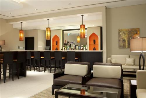 9 фото отеля Holiday Inn Express Dubai Jumeirah 2* 