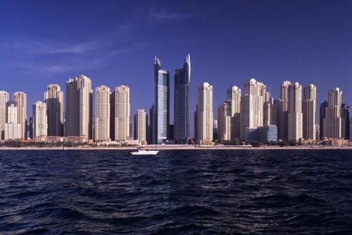2 фото отеля Ja Oasis Beach Tower Dubai апарт 
