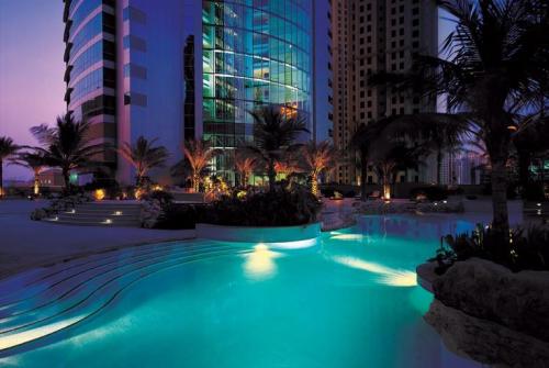 3 фото отеля Ja Oasis Beach Tower Dubai апарт 