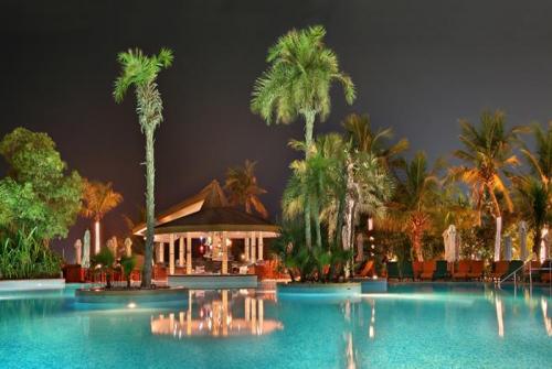 16 фото отеля Jumeirah Beach Hotel 5* 