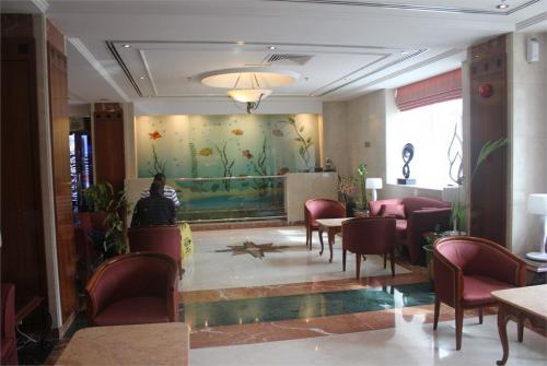 7 фото отеля Landmark Hotel Beniyas 3* 