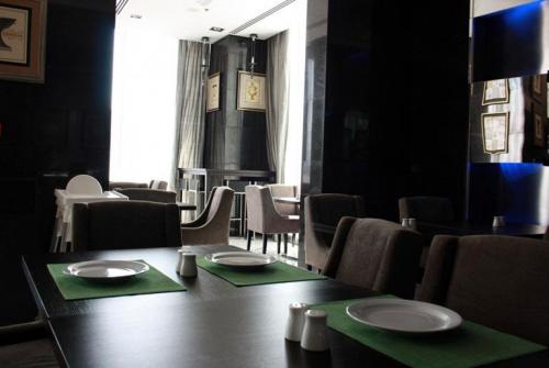 6 фото отеля Marmara Deluxe Hotel Apartment Dubai апарт 