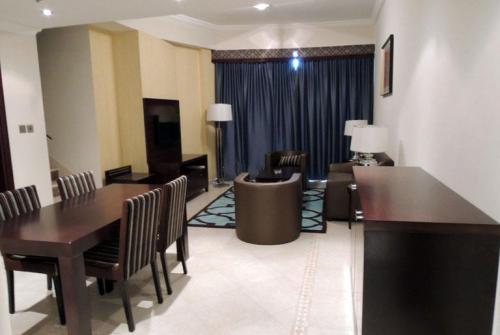 7 фото отеля Marmara Deluxe Hotel Apartment Dubai апарт 