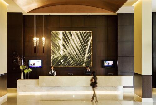 3 фото отеля Novotel Hotel Deira City Centre 4* 