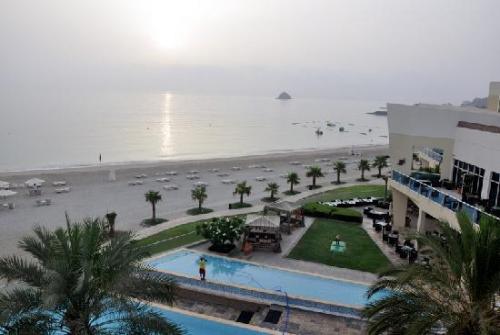 7 фото отеля Radisson Blu Resort Fujairah 5* 