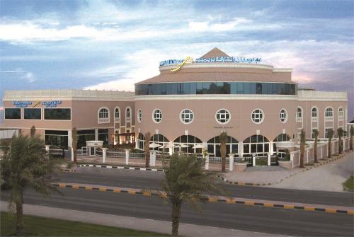 5 фото отеля Sharjah Premiere Hotel And Resort 4* 